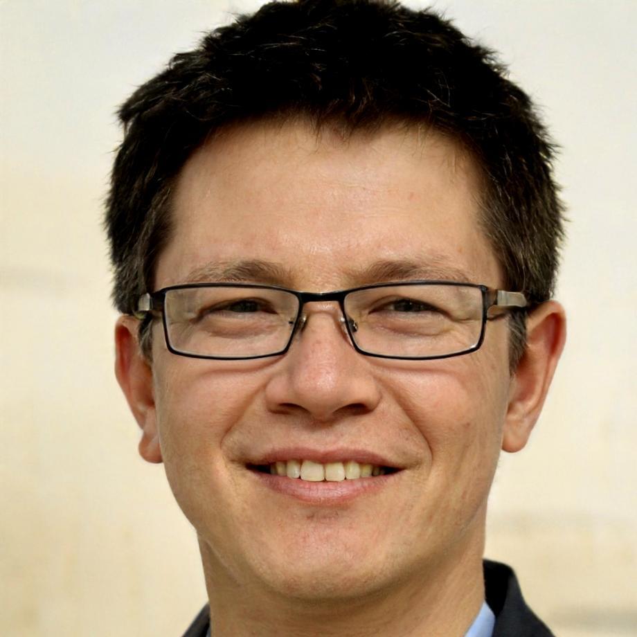 Eliseo Cunanan, investment education specialist